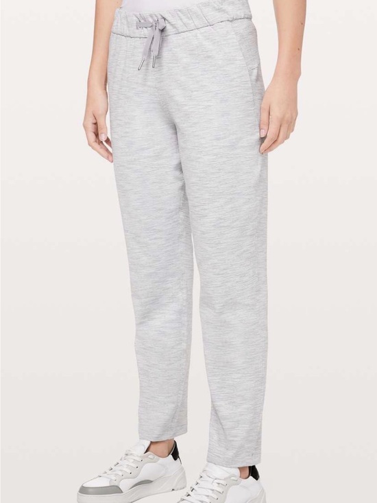 lululemon athletica Pants - Lululemon Pant On The Fly Jogger  women's  size 12